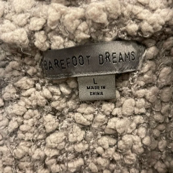 Barefoot dreams thick sweater cardigan - Picture 2 of 6